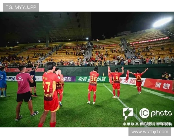 圆神归来球迷热烈欢迎场面感人如潮泪洒现场球王待遇再现荣耀时刻